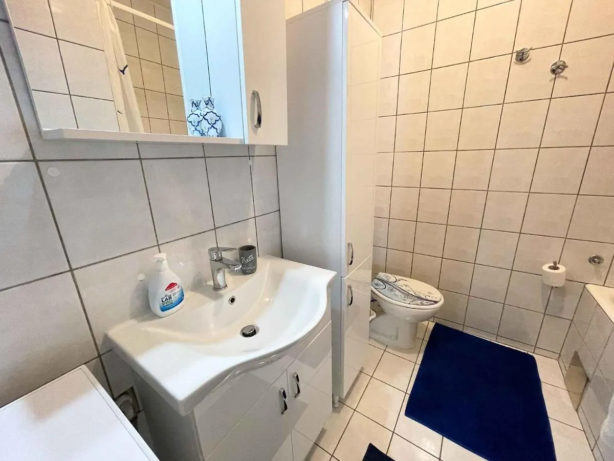 Apartments In Jadranovo 42068